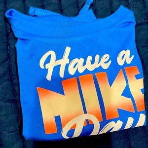 Brand New Girls Nike Top Available Size 3T, 4T